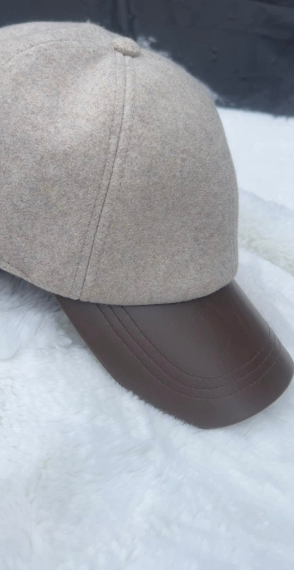 Beige/Dark Brown Hat