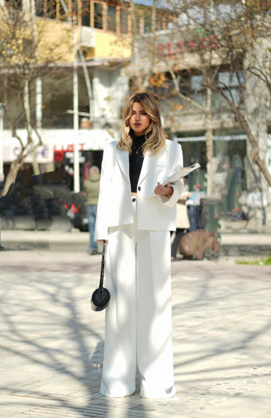 White 2 Pcs Set with Oversize Blazer